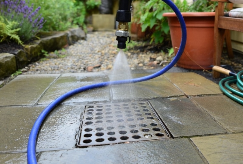 What is High Pressure Water Jetting
